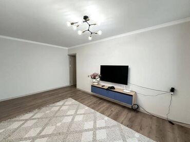 квартира за 10 тысяч в месяц: 2 комнаты, 48 м², 104 серия, 4 этаж, Дизайнерский ремонт