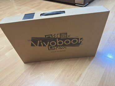 ASUS: ASUS Vivobook 16 (gümüşü) noutbuk Texniki xüsusiyyətlər: - Prosessor — 11