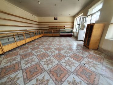 Kommersiya daşınmaz əmlakının satışı: Mağaza Xaçmaz rayon Çılğır kəndinin tam mərkəzində yerləşir. Kəndin — 12