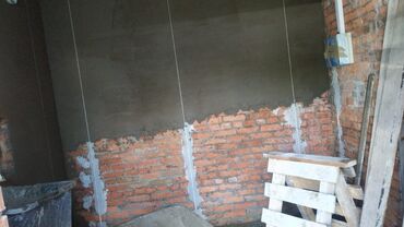 штукатурка стен: Предлагаются услуги по штукатурке стен. Выравнивание стен штукатуркой