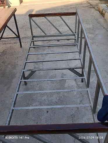 kompüter stol: İşlənmiş, Dördbucaq masa, Açılmayan, Skameykalar ilə, Metal, Azərbaycan — 6