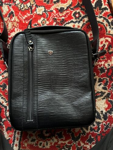 коженная сумка: Мужская сумка через плечо BUTUN Состояния: Почти Новая - Материал at lalafo.kg коженная сумка: Мужская сумка через плечо BUTUN Состояния: Почти Новая - Материал