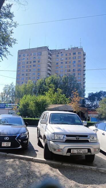 куплю квартиру токмоке микрорайоне: 2 комнаты, 44 м², Индивидуалка, 8 этаж, Косметический ремонт