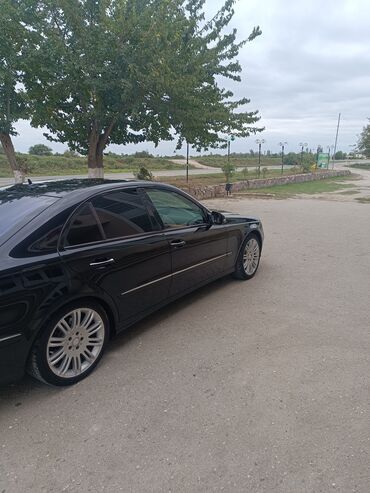 Mercedes-Benz: Mercedes-Benz E-Class: 2.8 l | 2007 il Sedan — 5