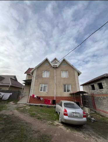 дом район кирпичный: Дом, 250 м², 12 комнат, Собственник, Старый ремонт