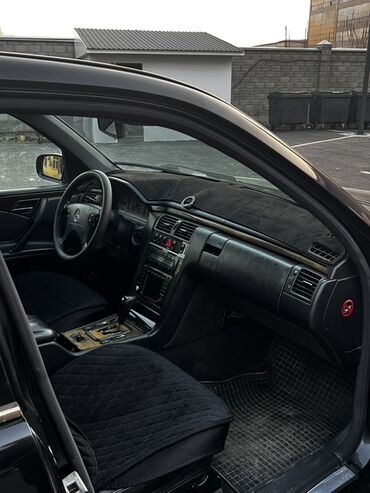 Mercedes-Benz: Mercedes-Benz E-Class: 2000 г., 3.2 л, Автомат, Бензин, Седан — 6