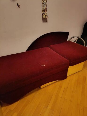Divanlar: Divan, Açılmayan, Bazasız, Vеlur parça, Çatdırılma yoxdur