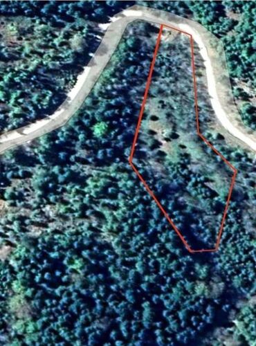 Prodaja zemljišta: 52 ares, Vlasnik — 7