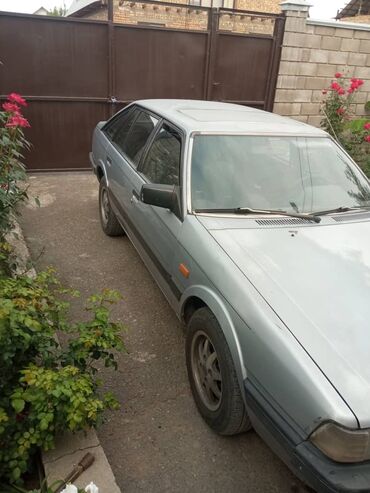 машина базар ош жапалак: Mazda 626: 1987 г., 2 л, Механика, Бензин, Хетчбек