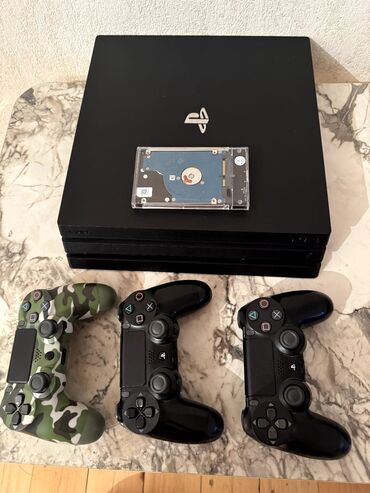 сколько стоит playstation 4 в баку: PlayStation 4 pro-1TB_PRAŞİVKA 3 orginal pult Təcilli satılır 1 hard