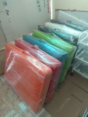 Kuşetkalar: Çamadan kuşetka Masaj üçün Açılıb yığılan kuşetka Kosmetoloji Tibbi — 21