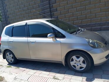 Honda: Honda Fit: 2004 г., 1.3 л, Автомат, Бензин, Универсал