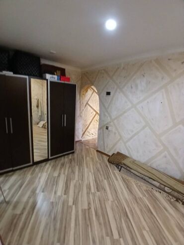 Həyət evləri və villaların satışı: Tecili satilir Qala ramana 198 say mektebe 21 sayili seher — 8