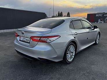 жак т 9: Toyota Camry: 2017 г., 2.5 л, Автомат, Гибрид — 6
