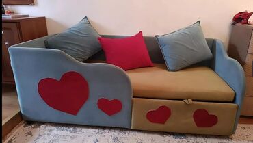 угловой диван бу: Продаю детский диван - кровать с ящиками, чехлы снимаются можно