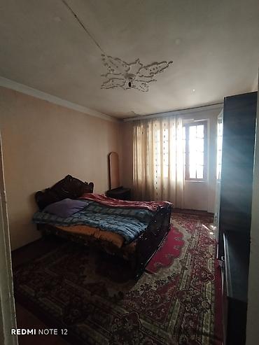 ramanıda kirayə ev: 2 otaqlı mənzil – mebel və məişət texnikası ilə Plan: - Geniş qonaq — 1