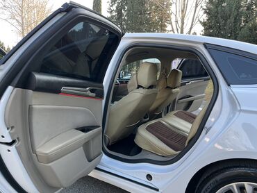 Ford: Ford Fusion: 1.5 l | 2018 il 178000 km Sedan — 6