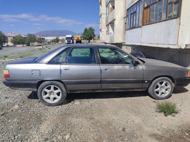ауди 80 1987: Audi 100: 1990 г., 2 л, Механика, Бензин, Седан
