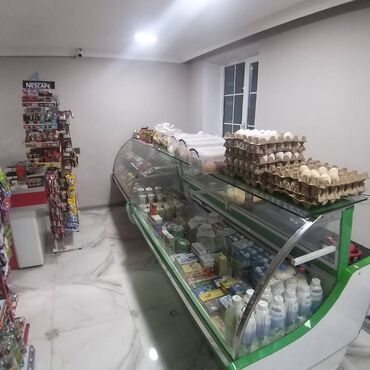 Mağazalar: Nizami rayonu,Neftçilər və Qarayev metro stansiyaları — 18