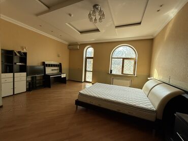 Qonaq otağı dəstləri: İşlənmiş — 6