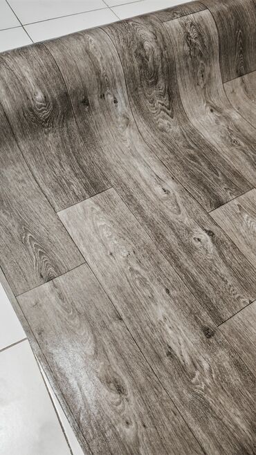 Laminat: 🔹 Döşəmə seçiminiz həm gözəl, həm də praktik olsun! 🔹 🏠 Linoleum