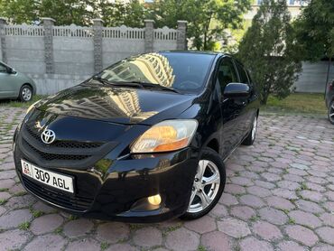 Toyota: Toyota Yaris: 2006 г., 1.5 л, Автомат, Бензин, Седан