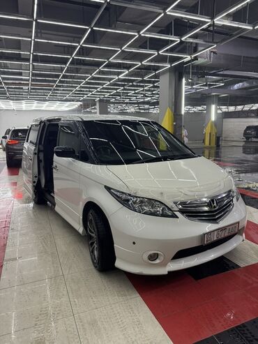 Honda: Honda Elysion: 2006 г., 2.4 л, Автомат, Газ, Минивэн at lalafo.kg — 10 Honda: Honda Elysion: 2006 г., 2.4 л, Автомат, Газ, Минивэн — 10