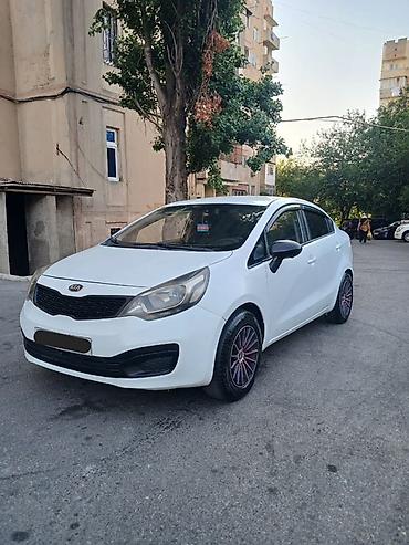 kredit vaz 2106: Kia Rio: 1.4 l | 2012 il Sedan — 2