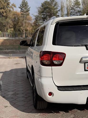 люк е36: Toyota Sequoia: 2017 г., 5.7 л, Автомат, Бензин, Внедорожник — 9