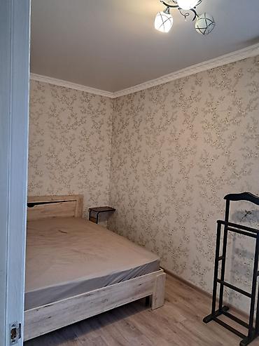 Посуточная аренда квартир: 2 комнаты, Душевая кабина, Постельное белье, Кондиционер — 4