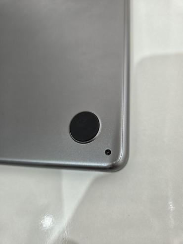 iphone 17 pro max 1tb: Ультрабук, Б/у, Apple M2, ОЗУ, RAM: 8 ГБ — 9