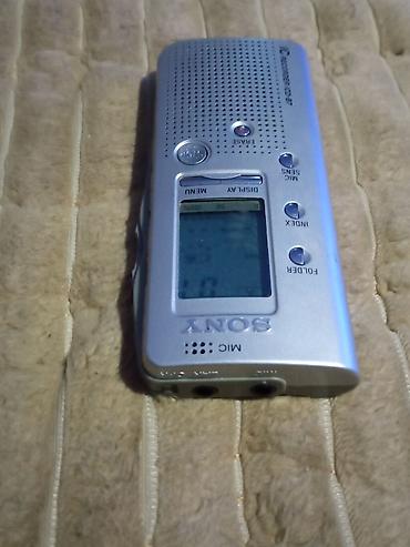 cena blutut slusalice: **Sony IC Recorder ICD-B7 digitalni diktafon** Kompaktan digitalni — 5