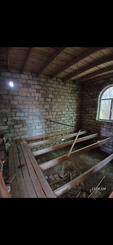 Həyət evləri və villaların satışı: Tecılı satılır real alıcı elaqe saxlasın — 9