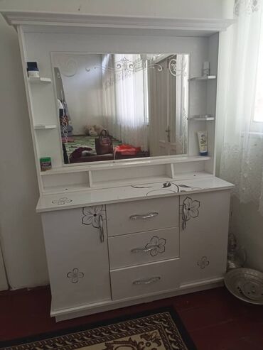 емкость для воды бишкек: Спальный гарнитур, Двуспальная кровать, ДСП, цвет - Белый