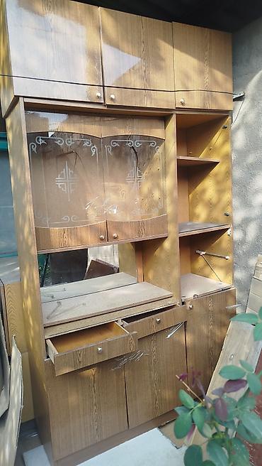 полки мебель: Стенка «Долон» 3 блока — 5 000 сом.
Состояние хорошее — 1