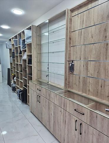 parfum vitrine: Magazada vitrin icareye verilir.parfumeriya,bujiteriya,etir ve s — 3