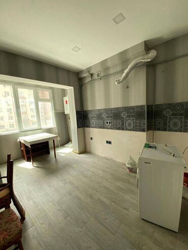 Köhnə tikili: Bakı, 8-ci mikrorayon, 2 otaqlı, Köhnə tikili, 60 kv. m — 6