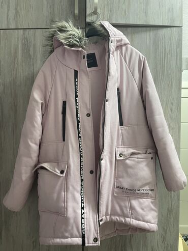 женская куртка зимняя с капюшоном: Пуховик, Короткая модель, Китай, С мехом, С капюшоном, S (EU 36)