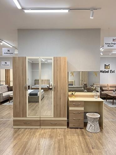 Mebel: Yataq otağı üçün zövqlü mebel dəsti. Dəstə güzgülü qapıları olan geniş — 1