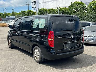 минивэн: Hyundai Starex: 2020 г., 2.5 л, Автомат, Дизель, Минивэн — 4