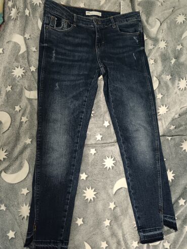 zara bundice: 38, Teksas, Normalan struk, Skinny