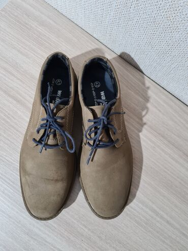Мужская обувь: Продам мужские туфли из Германии. Мягкие,удобные. Замша натуралка