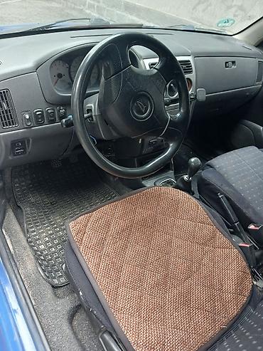 bmw 2: Daihatsu Sirion: 2002 г., 1.3 л, Механика, Бензин, Хэтчбэк — 6