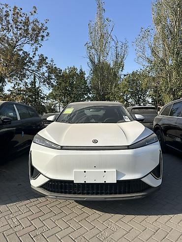 jac t8: Lixiang L7: 2026 г., 0.1 л, Типтроник, Электромобиль, Кроссовер — 1