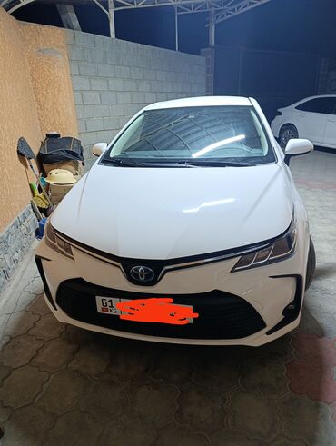 тайота карола 2022: Сдаю в аренду Toyota Corolla, 2021 год, 1,8 гибрид свеже пригнаны