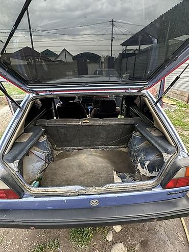 трехдверный: Volkswagen Golf: 1995 г., 1.8 л, Механика, Бензин, Хэтчбэк — 5