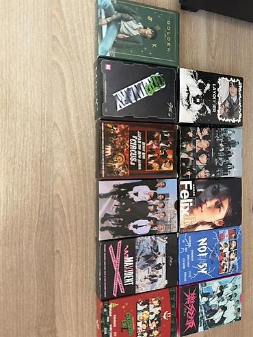 CD, DVD диски: Продаю карты Stray Kids, а также V и JUHGKOOK. По очень низкой цене 😊 — 1