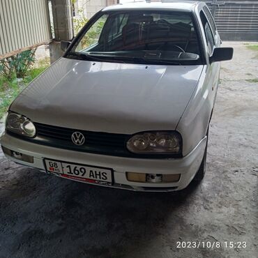 фольксваген авто: Volkswagen Golf: 1996 г., 1.6 л, Механика, Бензин