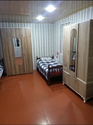 Посуточная аренда домов: 53 м², 2 комнаты