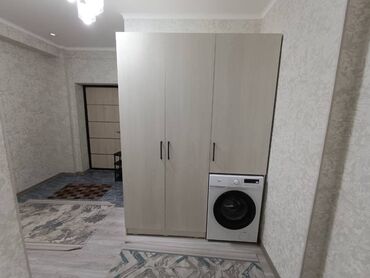 2 комнатная квартира в джале: 2 бөлмө, Менчик ээси, Чогуу жашоосу жок, Толугу менен эмереги бар